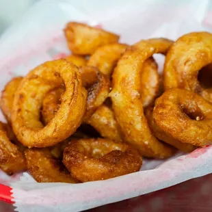 a basket of onion rings