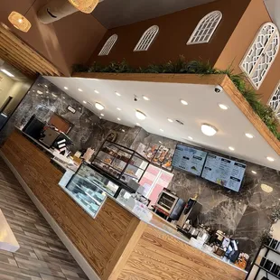 Quiet and clean and spread out.