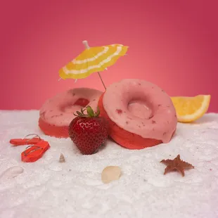 Strawberry lemonade mochi donut!