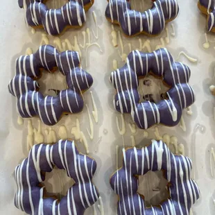 food, dough desserts, donuts