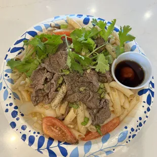 Nui Xào Bò - Vietnamese Rice Macaroni stir fried with beef