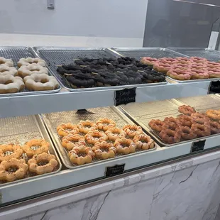 donuts, dough desserts, food