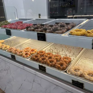 donuts, interior