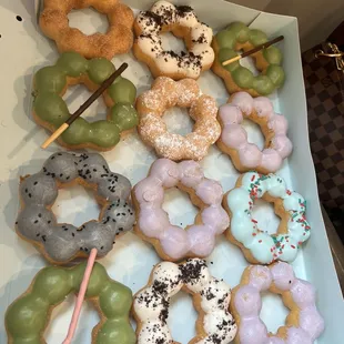 Matcha,Black Sesame,Churro,Cake Batter,Taro