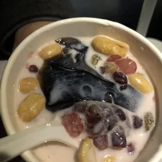 Grass Jelly Dessert