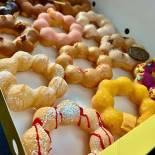 food, donuts, dough desserts