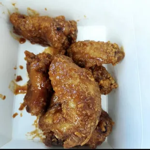 chicken wings, fried chicken, chicken, bbq chicken, fried chicken wings, poultry, food, bbq wings, chicken wings and fried chicken