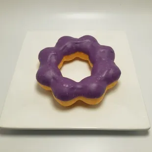 food, donuts, dough desserts