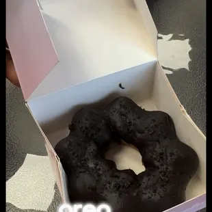 Oreo mochi donut