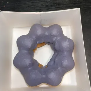 Taro mochi donut