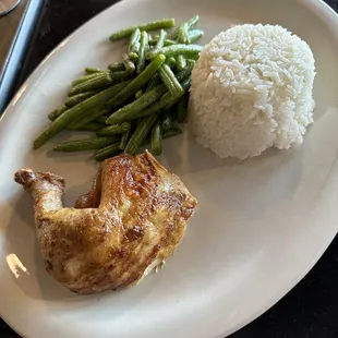 1/4 Dark White Rice and Green Beans