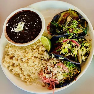 taco plate chicken tinga, barbacoa, mushroom (get the mushroom)