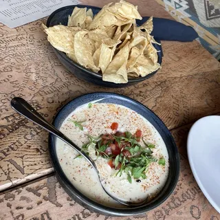 Queso and Chips