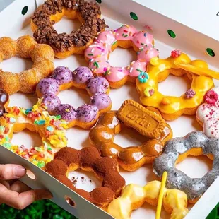 donuts, dough desserts, food