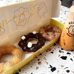 dough desserts, donuts, food