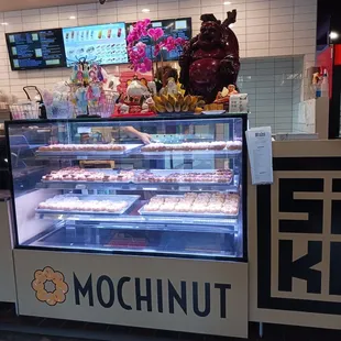 Ordering counter near front door