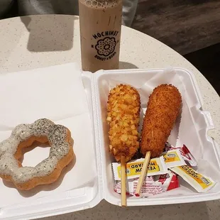 This is what we ordered.  Original and potato dogs.  Milk tea and mochi donuts.