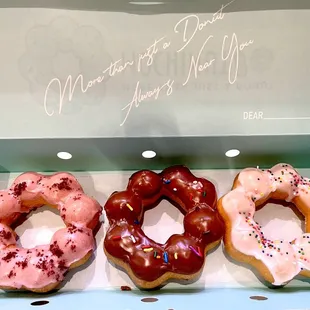 Red velvet, chocolate, and original - 5/5!