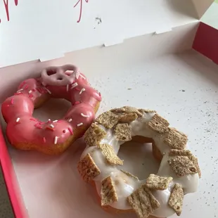 Strawberry and Cinnamon Toast Crunch.