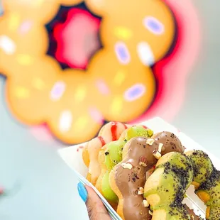 Strawberry banana, pistachio + caramel, milk chocolate + almonds, matcha + Oreos