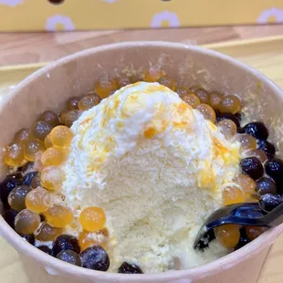 Mango bingsu