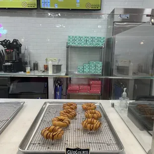 donuts, interior