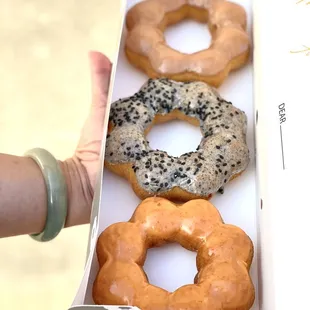 Ig:@eat_with_jeleneeee | Thai tea, black sesame, Nutella