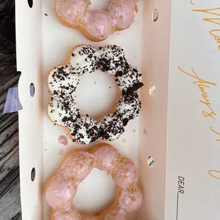 donuts, dough desserts, food