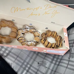 donuts, food, dough desserts