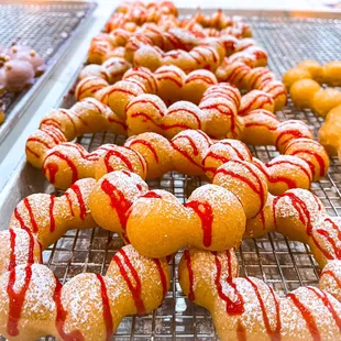 Raspberry Funnel Cake