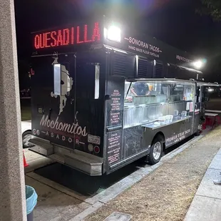 a food truck at night