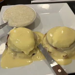 Eggs Benedict