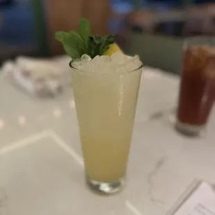 Pineapple drink (non-alcoholic)
