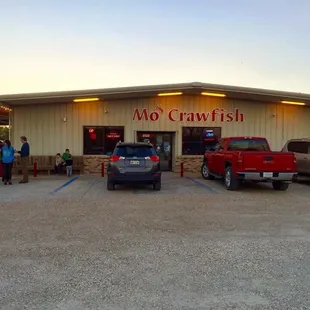 WELCOME to Mo'CRAWFISH!