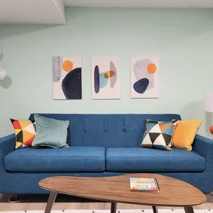 Mod Lodge Livingroom with Queen Pullout Sofa-bed