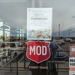 Does not accept $100 bills