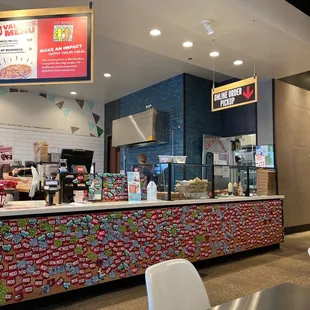 ramen and noodles, interior