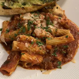 Rigatoni Bolognese