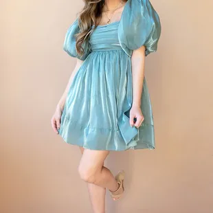 stunning wedding guest dress