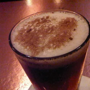 Wolaver&apos;s pumpkin organic beer with nutmeg