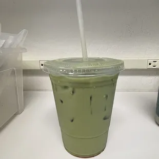 Strawberry matcha with oatmilk