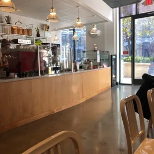 Really clean, nice atmosphere