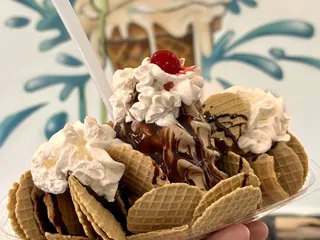 Leasons Dairy Bar & Grille