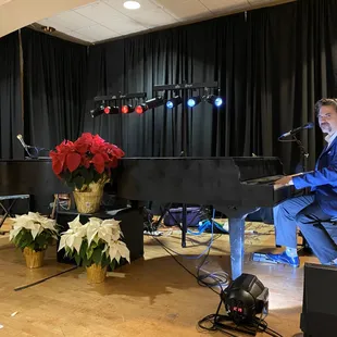 Greg Zema, one of Modern Dueling Piano's finest!