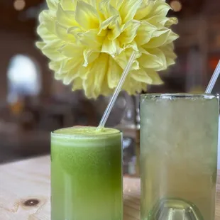 Immunity juice and mint tea