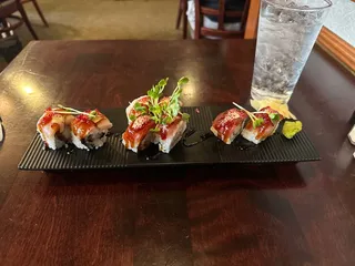 Tanpopo Ramen & Sushi Restaurant