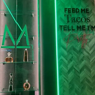 Green light wall