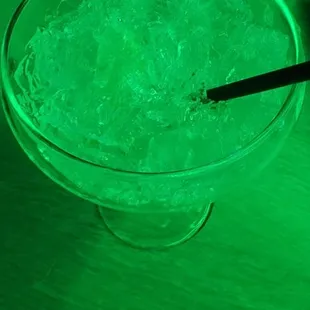 TINY Margarita drink full of ice and very LITTLE drink.