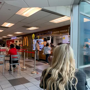 ramen and noodles, interior