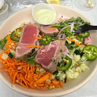 Lemongrass Tuna Bowl for lunch ordered through GrubHub. Is purely delicious.Wonder what&apos;s the secret sauce to this.